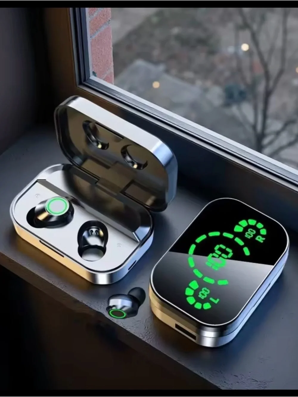 Wireless True Bluetooth Earbuds with LED Charging Case - Black/Green